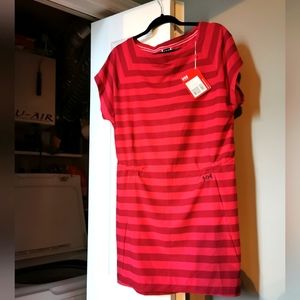 Helly Hansen dress size medium